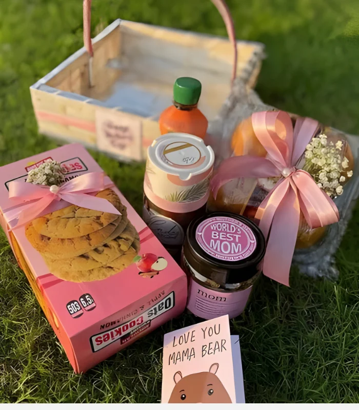 Snack & Wellness Hamper for Mom picture 02