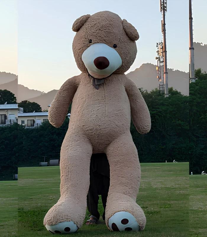 Hug Me Forever 12ft Oversized Teddy Bear picture 02